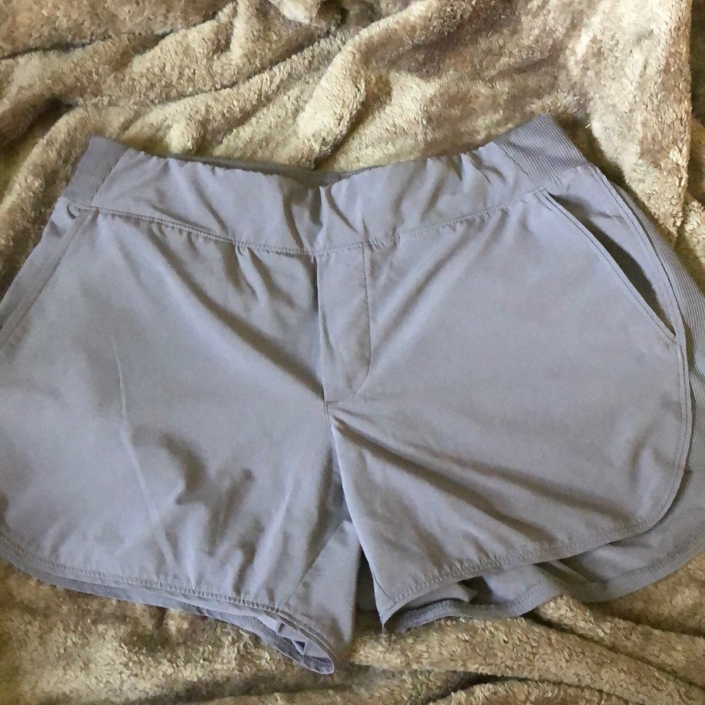 Athleta women’s shorts size 4
